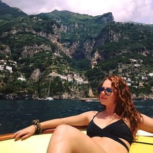 Meet your Posher, Christina